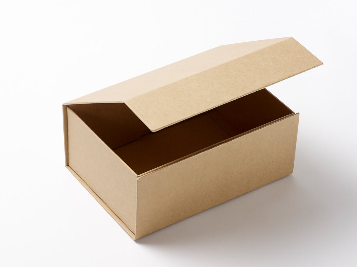 High Quality Cardboard Kraft Paper Packaging Magnetic Flap Gift