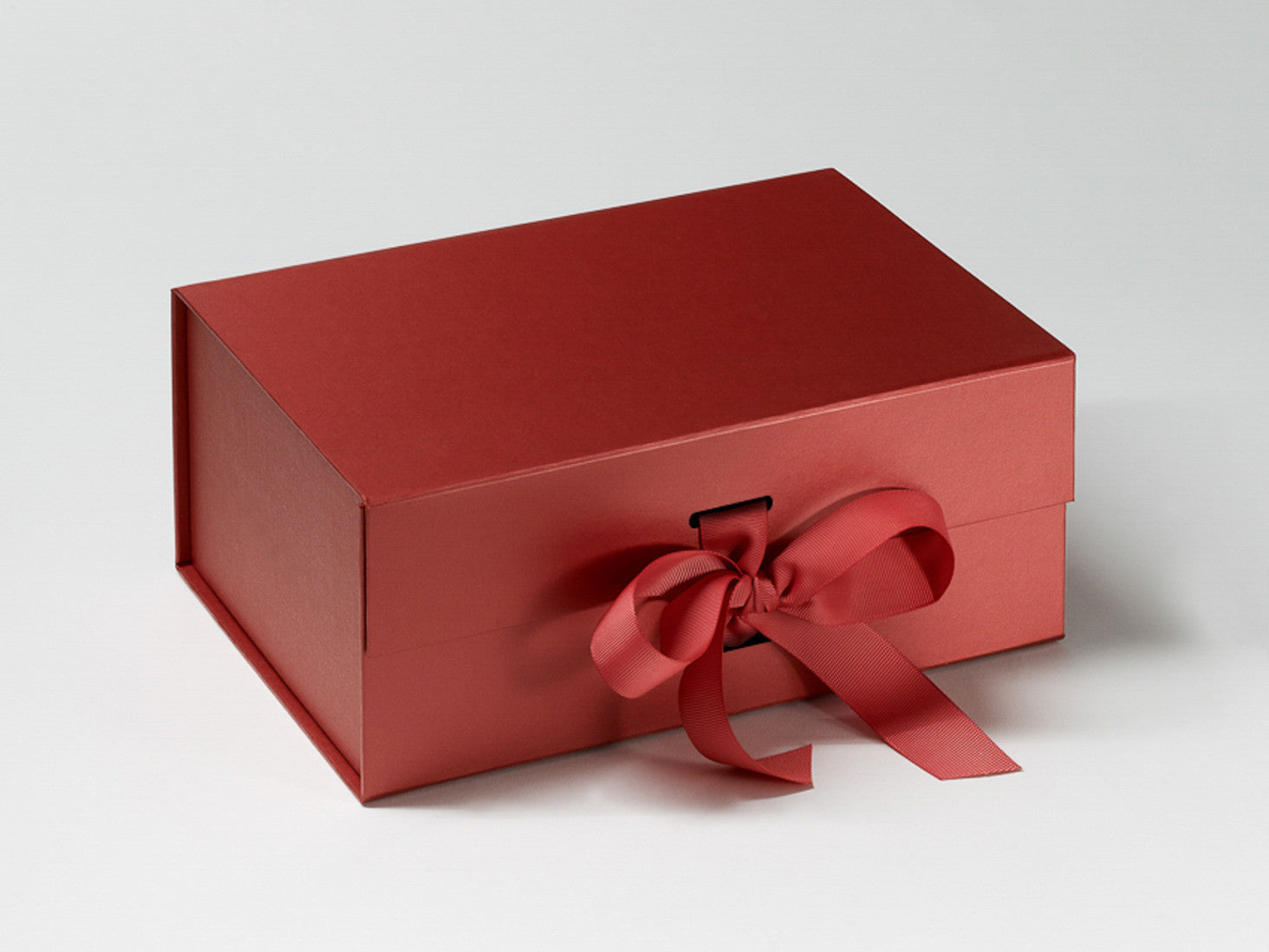 LUX Mini Envelopes 17 Gummed Seal Red Bow Pack Of 500 - Office Depot